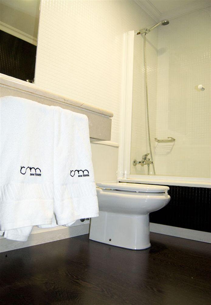 Hotel Room Понтеведра Екстериор снимка